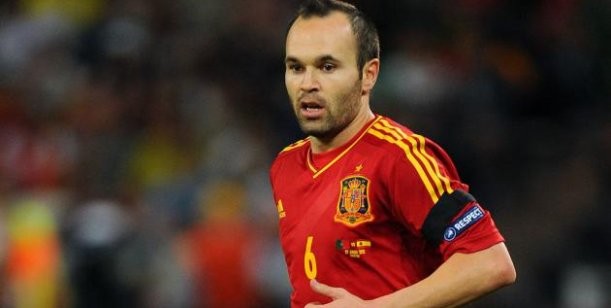 Iniesta fue elegido como el mejor futbolista de Europa