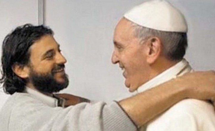 Grabois y el papa Francisco I en un encuentro en el Vaticano. Foto: Clarín